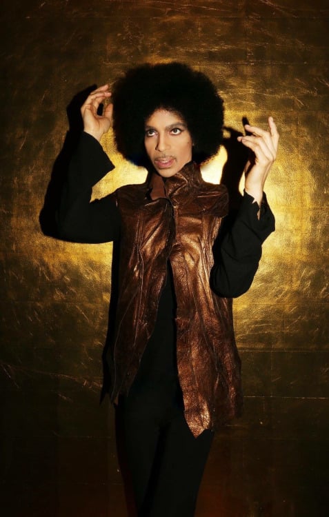 prince passes away prince passes away